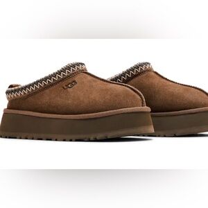 ***SOLD*** Ugg Tazz Slipper